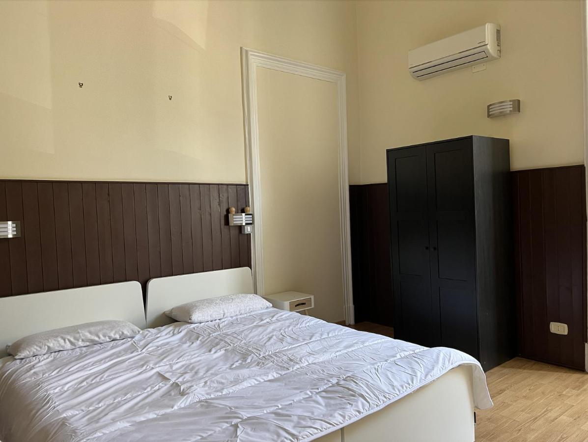 Il Giardino E Gli Affreschi Bed & Breakfast Catania Luaran gambar
