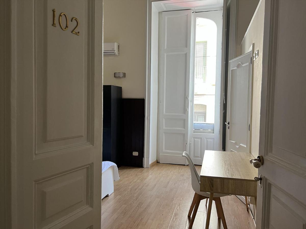 Il Giardino E Gli Affreschi Bed & Breakfast Catania Luaran gambar