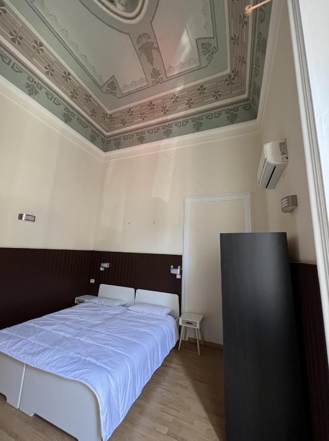 Il Giardino E Gli Affreschi Bed & Breakfast Catania Luaran gambar