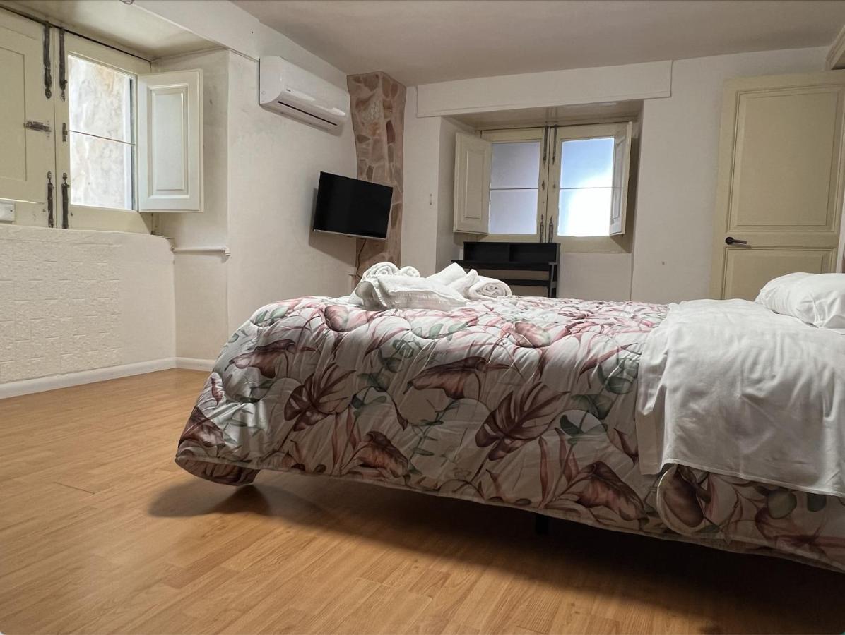 Il Giardino E Gli Affreschi Bed & Breakfast Catania Luaran gambar
